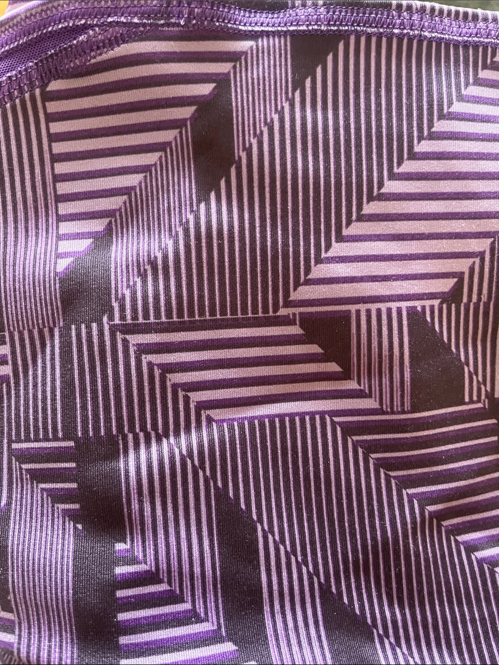 Under Armour Purple Geometric Girls' Performance capri Leggings - Picture 10 of 10